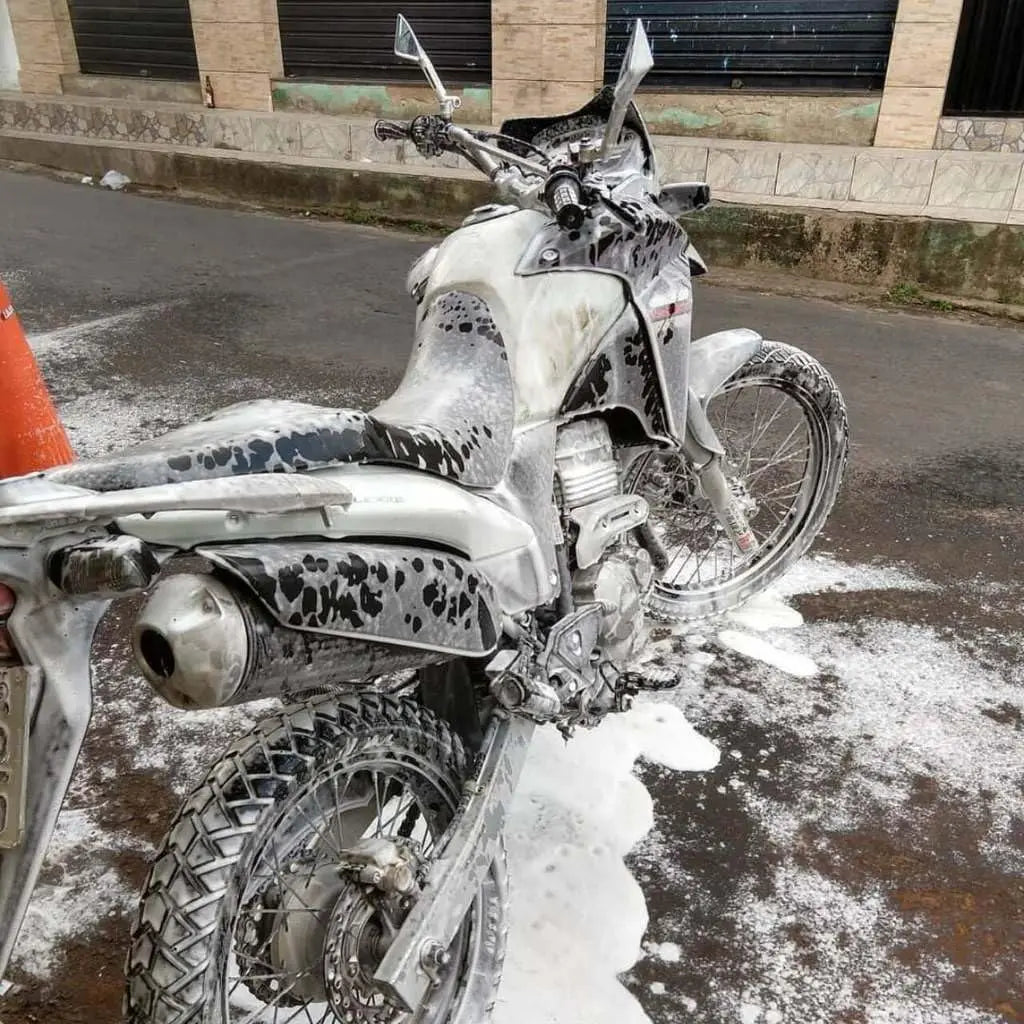 Produto para Limpar Corrente da Moto Graxa Sujeira Shampoo Desengraxante Moto-V 1,5L