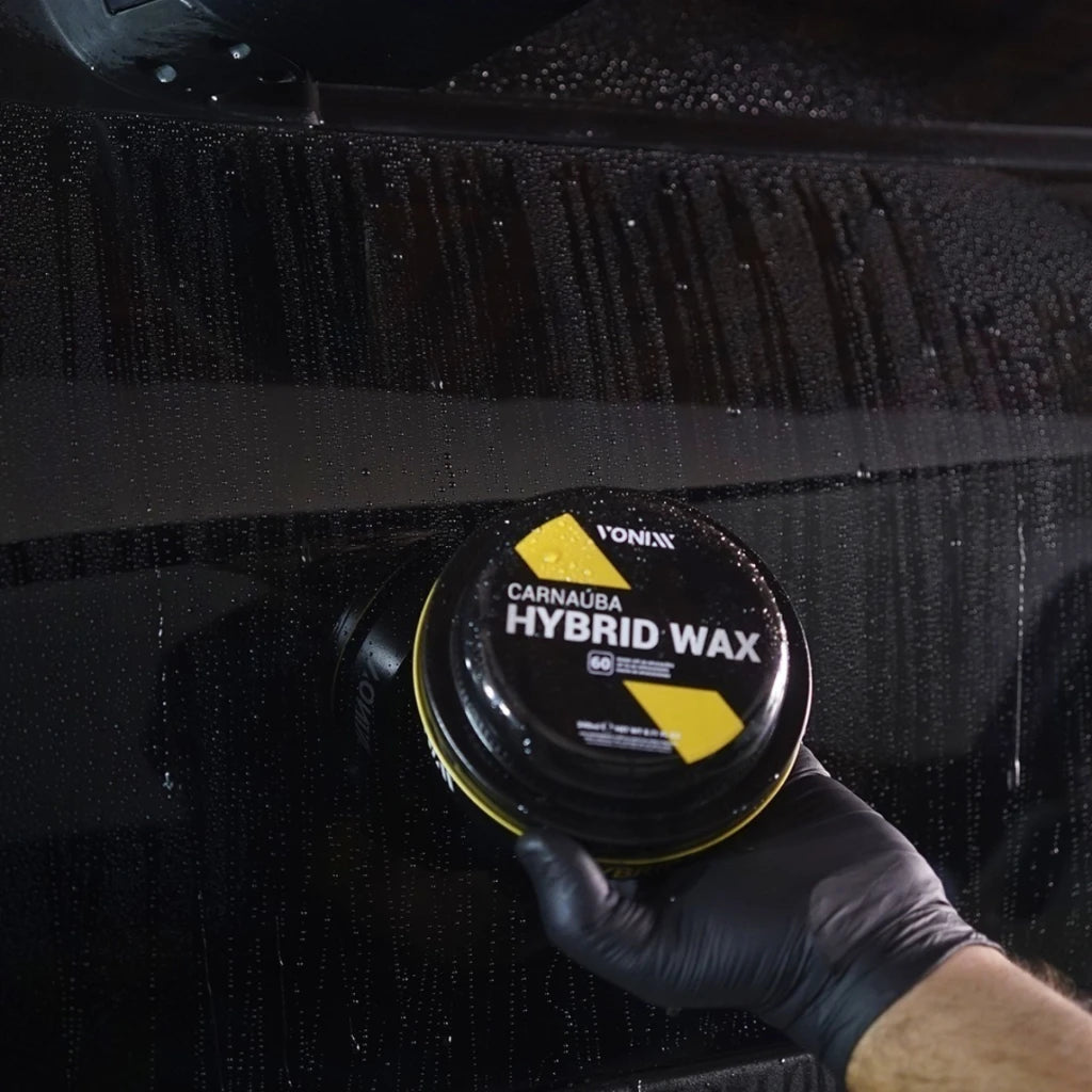 CARNAÚBA HYBRID WAX 120ML - CERA HÍBRIDADESCRIÇÃO: Carnaúba Hybrid Wax é uma cera desenvolvida com a mais pura carnaúba cearen