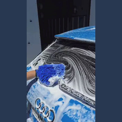 Kit Premium de Limpeza Automotiva: Toalha, Pincéis e Luva